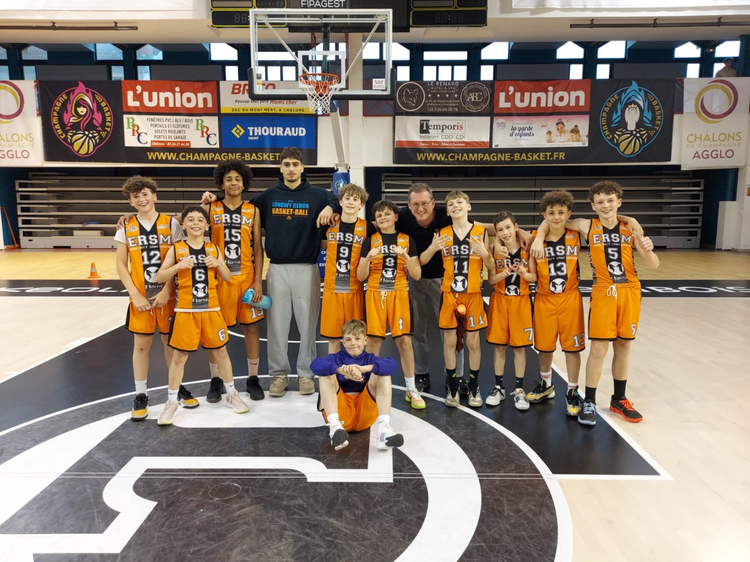 Les U13 de l’ERSM renversent Châlons et filent en demi-finale ! 🟠⚫️